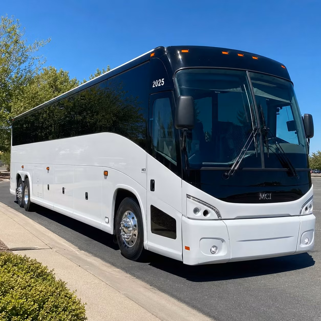 need a columbus long distance bus for a school group or sports team we ve got you