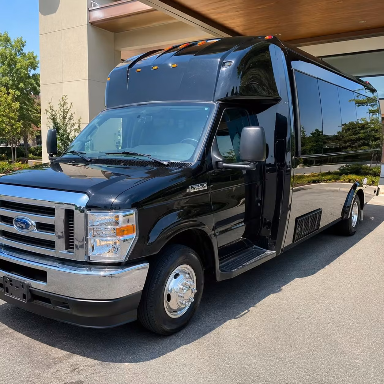 party buses for columbus georgia prom night celebrations